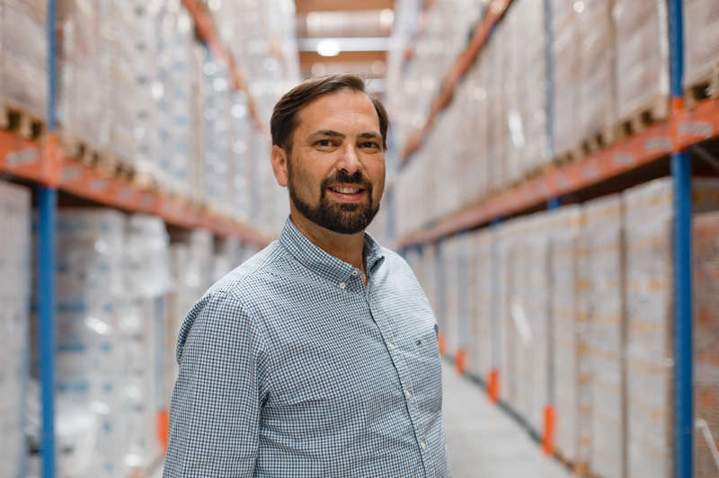 In Fos, XP LOG manages 24,000 m2 of warehouses, right at the shores of the Mediterranean